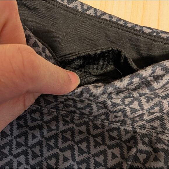 prAna Printed Active Skort – Gray & Black – Size Medium - Picture 5 of 7
